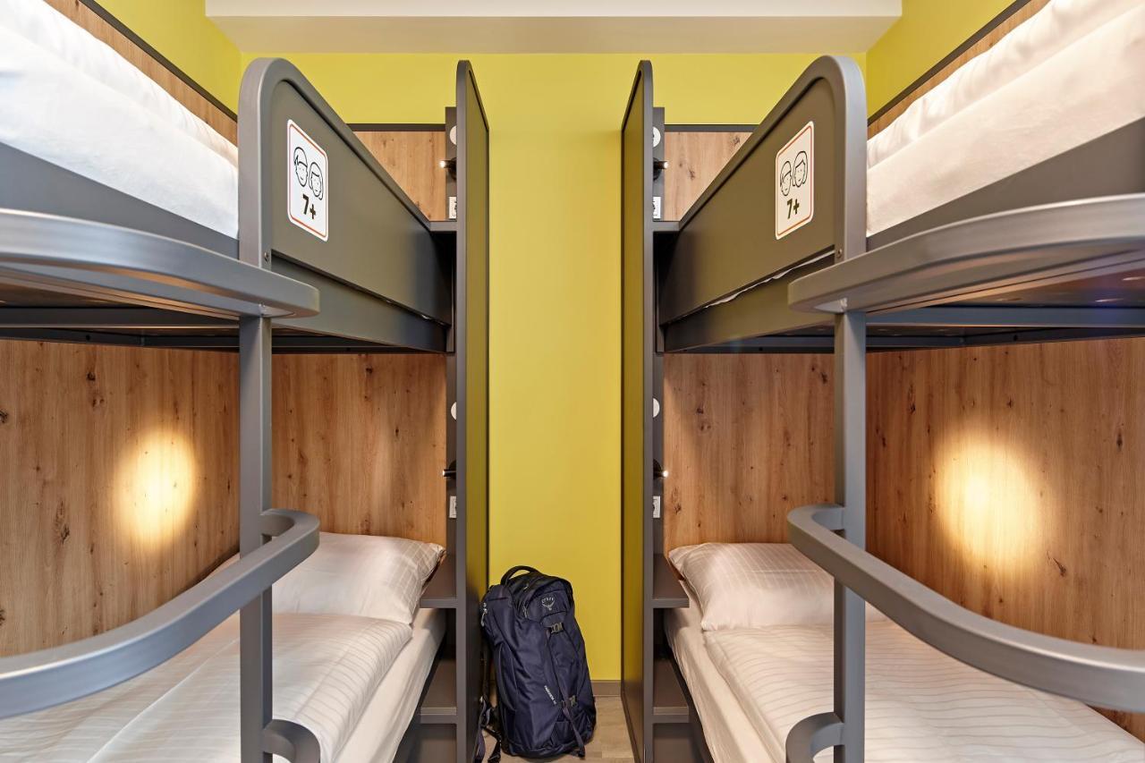 Meininger Hotel Koeln West Extérieur photo